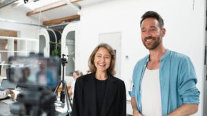 image - Bouw aan een sterke cultuur van binnenuit: verhoog de betrokkenheid met Employee Generated Video